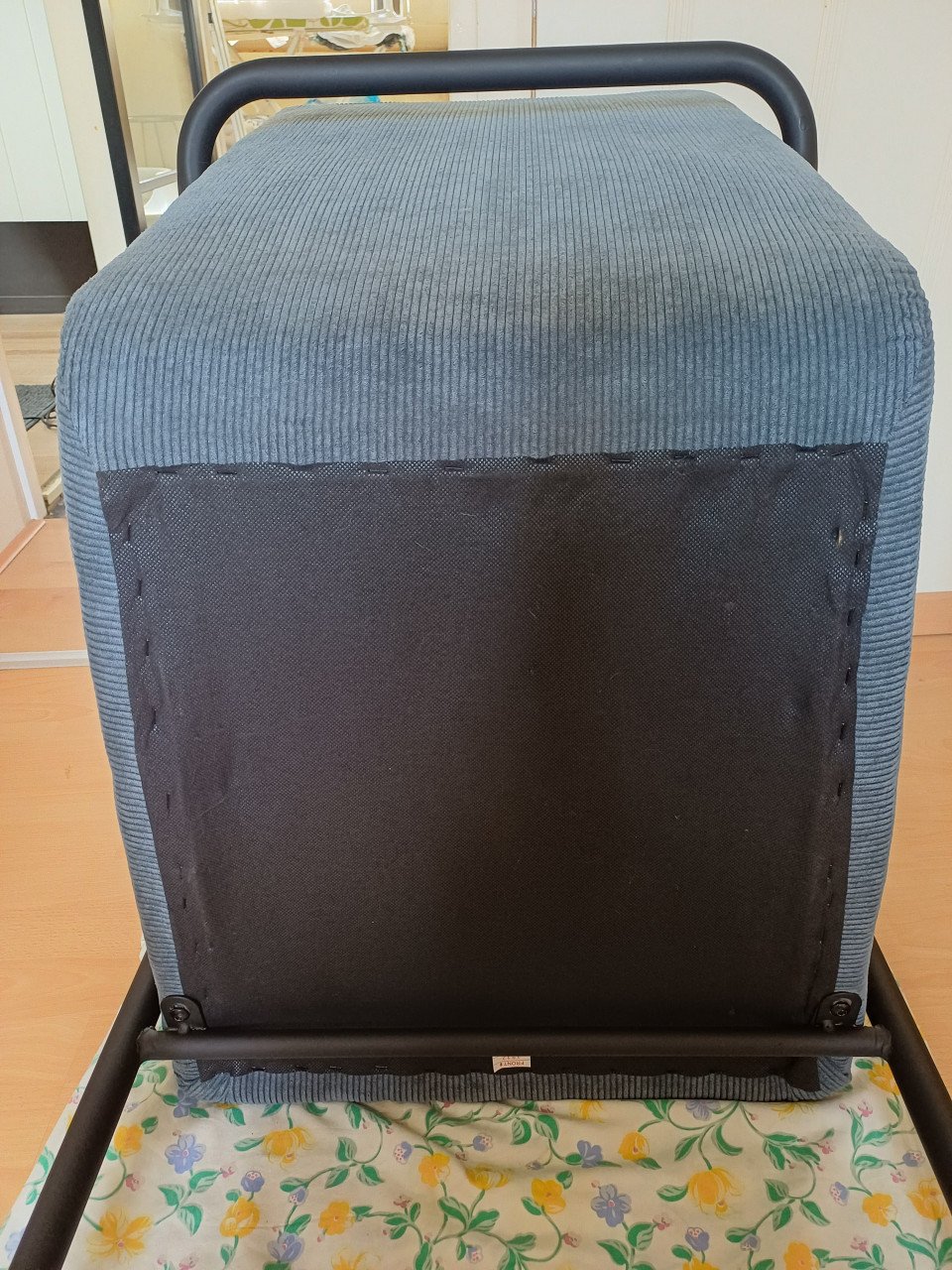 Supermooie WOOOD FAUTEUIL + HOCKER staalblauw, ribstof