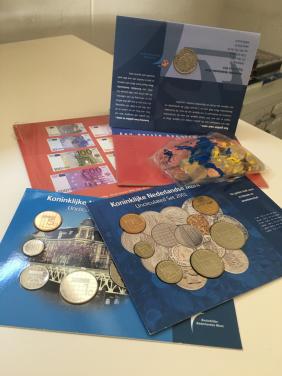 Euro & Gulden Introductiepakket (5x Luxe Sets Sealed + Zalmkit)