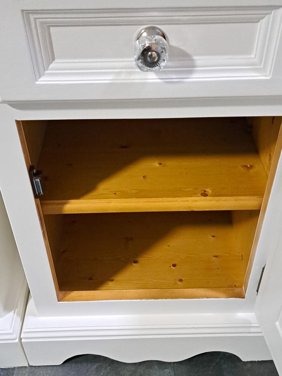 2 mooie stijlvolle vintage nachtkastjes