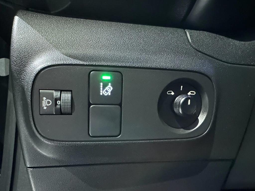 Citroen C3 1.2 puretech s&s shine *navi*carplay*keyless*camera