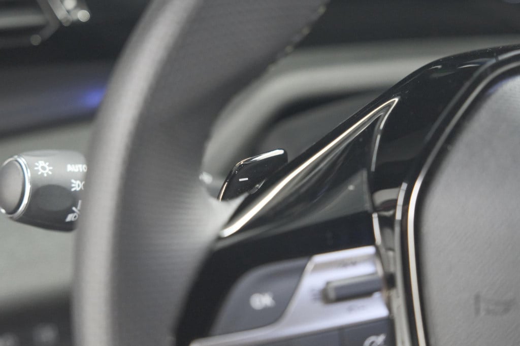 Peugeot 308 sw 1.6 plug-in hybrid 225 gt | focal audio | 360 camera | adapt