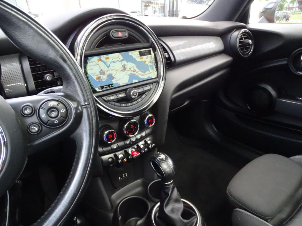 Mini Cooper mini 1.5 chili automaat | hud | pano | led
