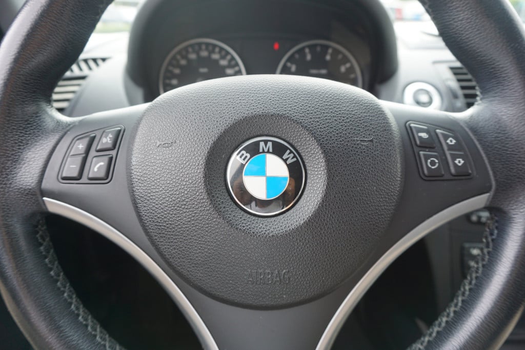 BMW 1 Serie 116i business line airco / elektr. ramen / lm velgen / trekhaak