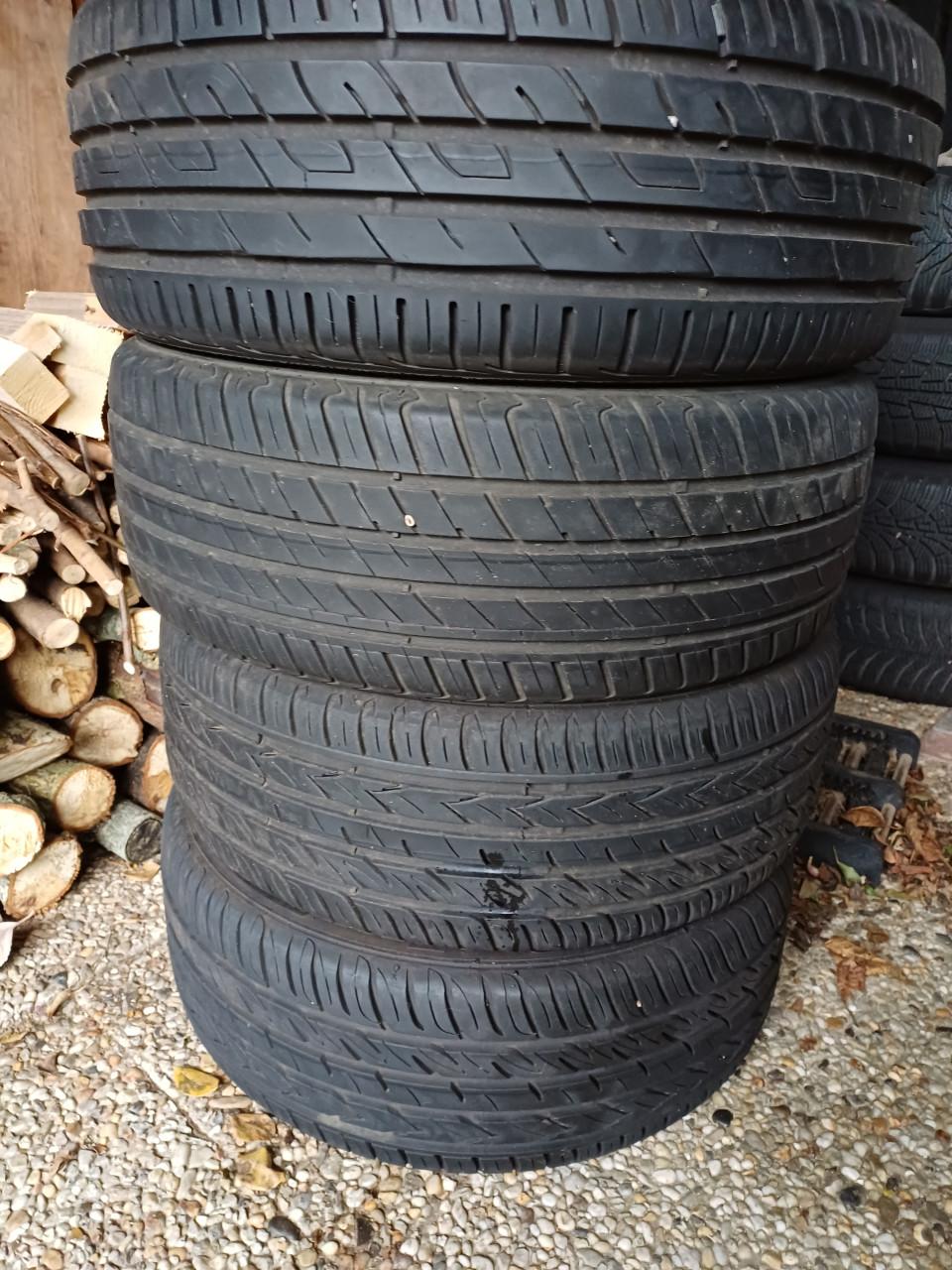 Nieuwe autobanden wegens all season banden