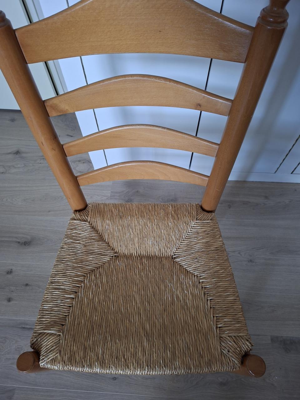 4 EETKAMERSTOELEN