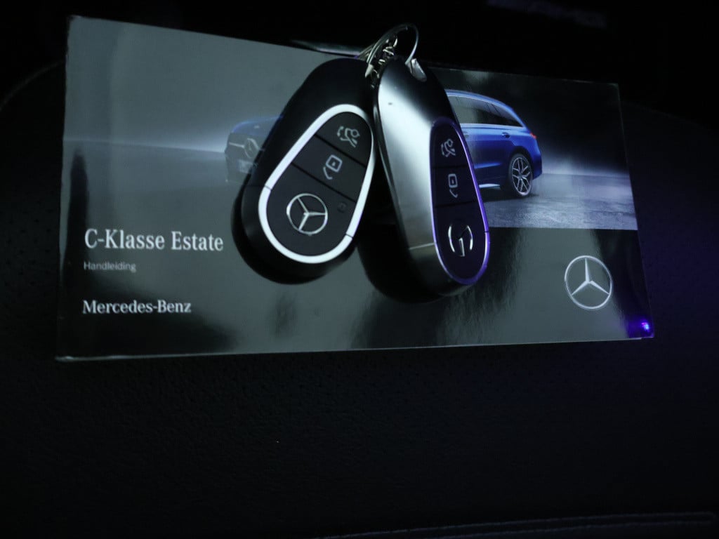 Mercedes-Benz C-Klasse estate 300 e amg plug-in hybride | amg line | night 