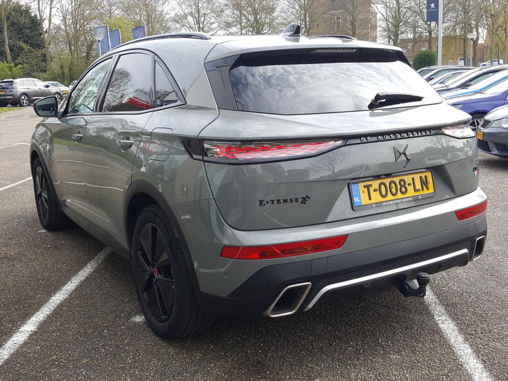 Ds Ds 7 1.6 e-tense 300pk 4x4 aut performance line+