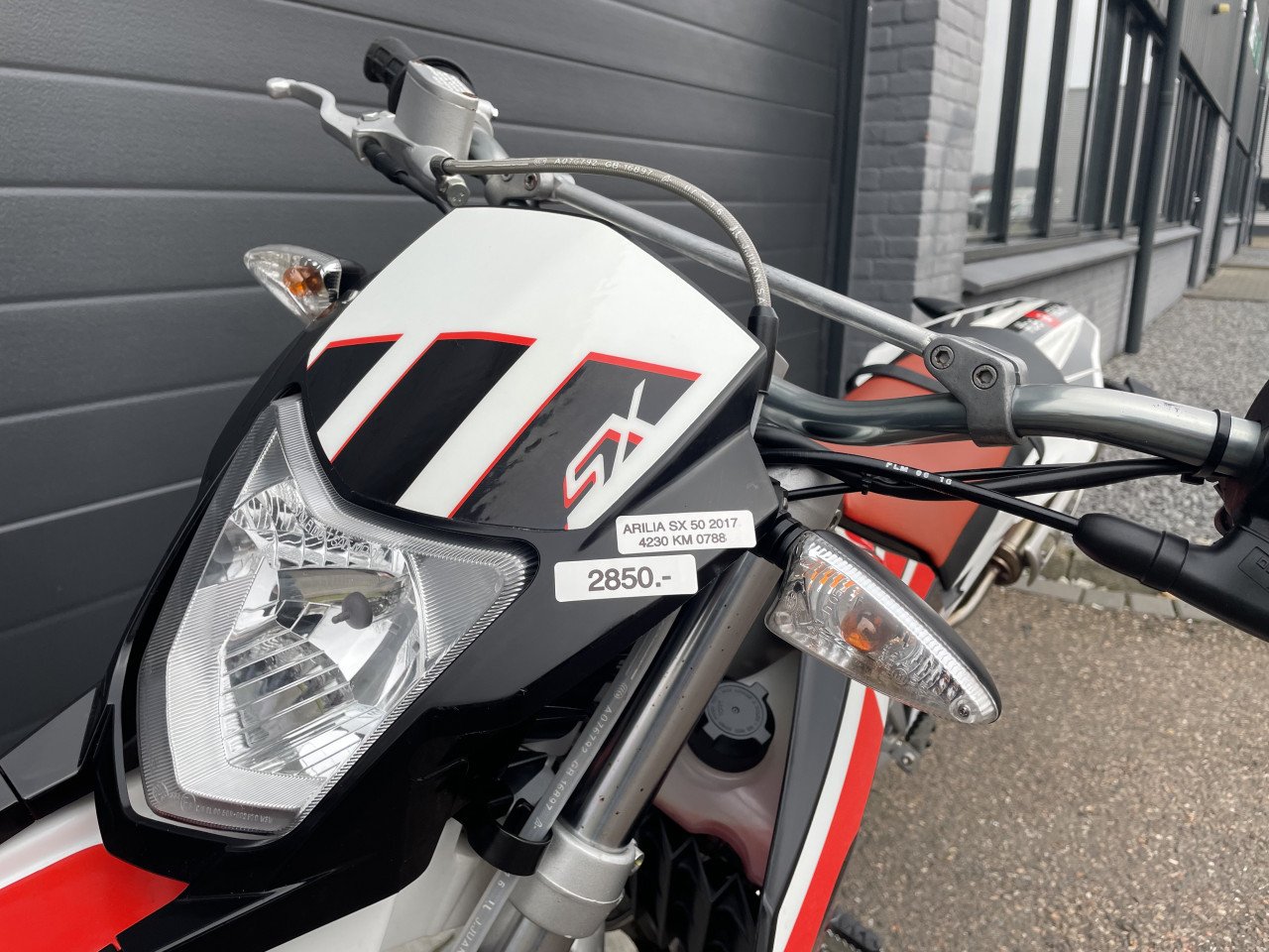 APRILIA SX 50 4230 KM SCHAKEL BROMMER