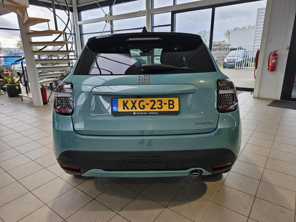 Fiat 600 1.2 hybrid la prima