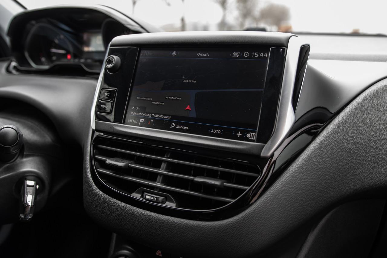 Peugeot 208 1.2 Puretech 110pk AUTOMAAT | CARPLAY | 2019