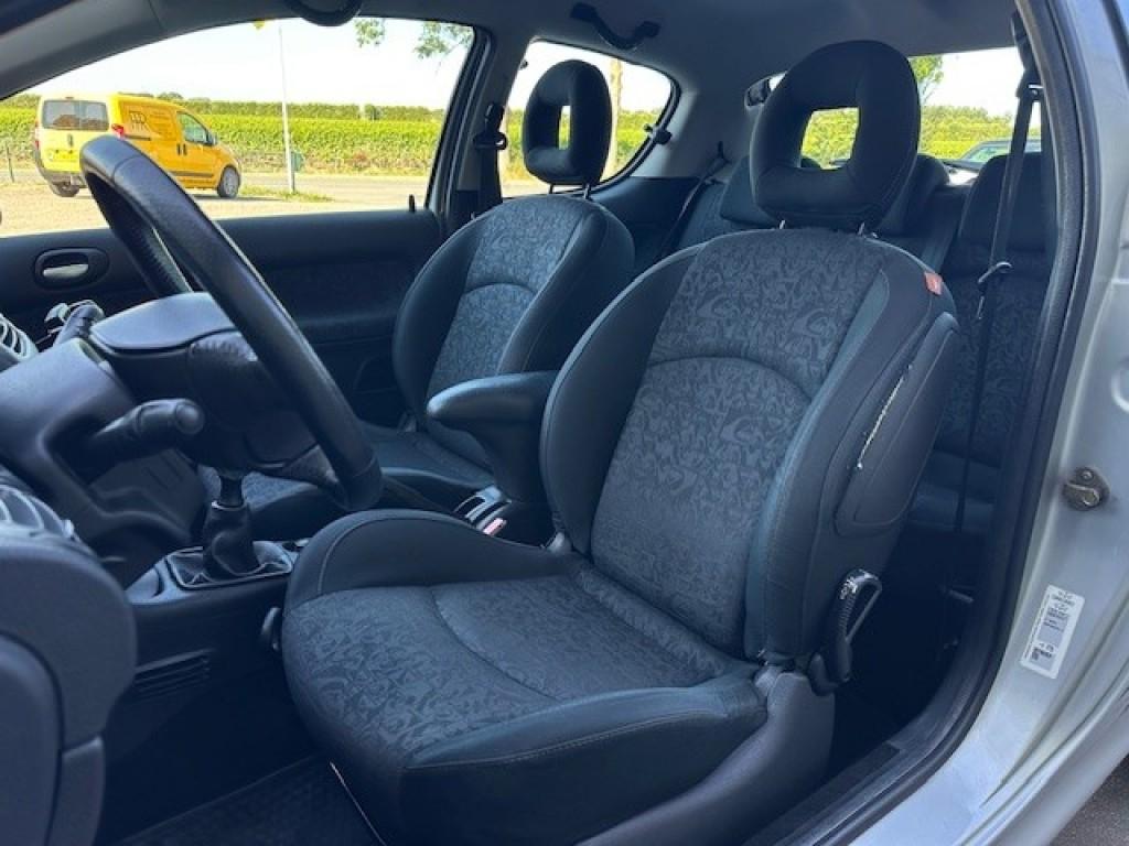 Peugeot 206 1.6-16v quiksilver lage km-stand