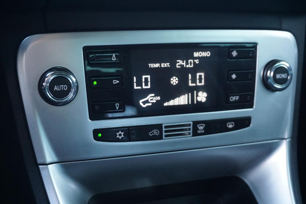 Lancia Delta 1.4-16v oro climate / navi / cruise / parkeers. / elektr. rame