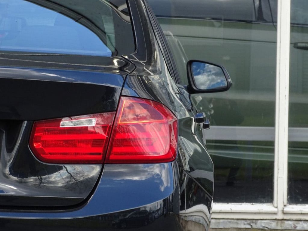 BMW 3-serie 320i executive
