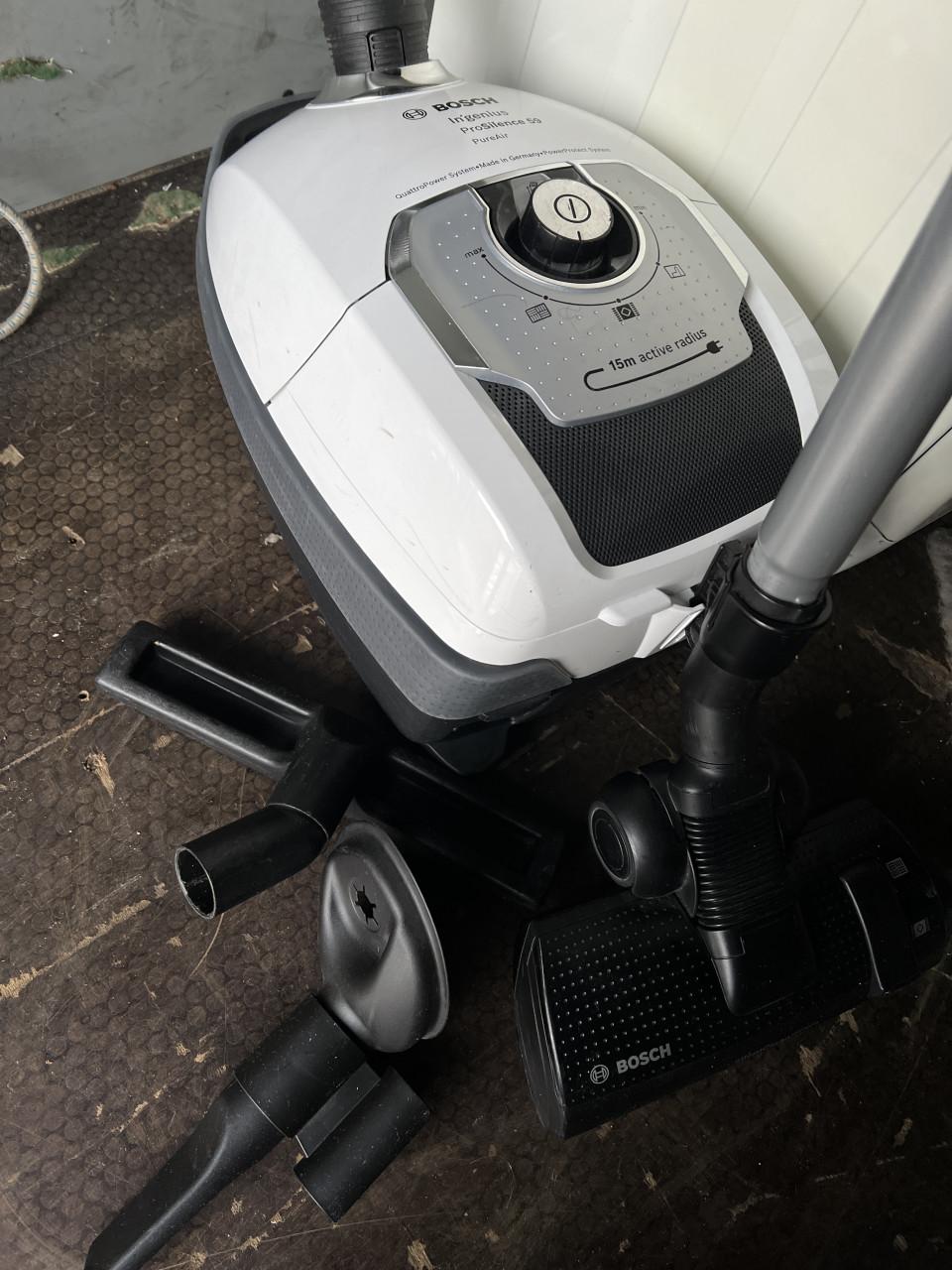 Bosch In'genius ProSilence 59 stofzuiger als nieuw