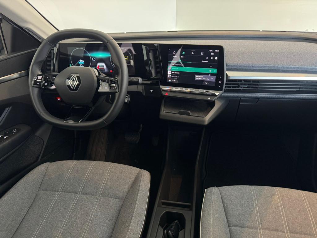 Renault Megane E-tech ev40 boost charge equilibre