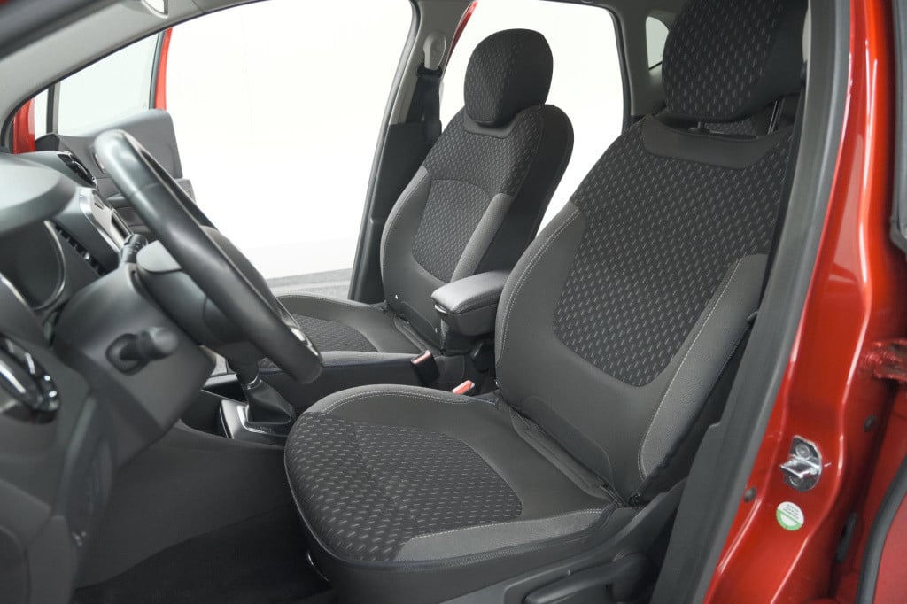 Renault Captur tce 150 edc intens | trekhaak | camera | dodehoekdetectie | 