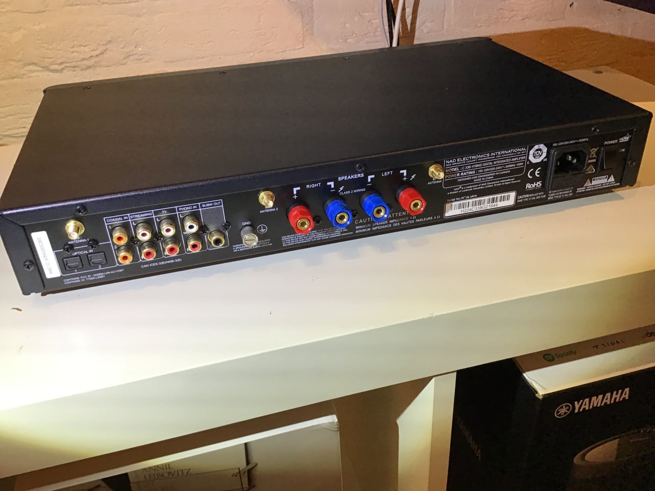 NAD C338 stereo versterker met Bluetooth en Chromecast audiostreaming