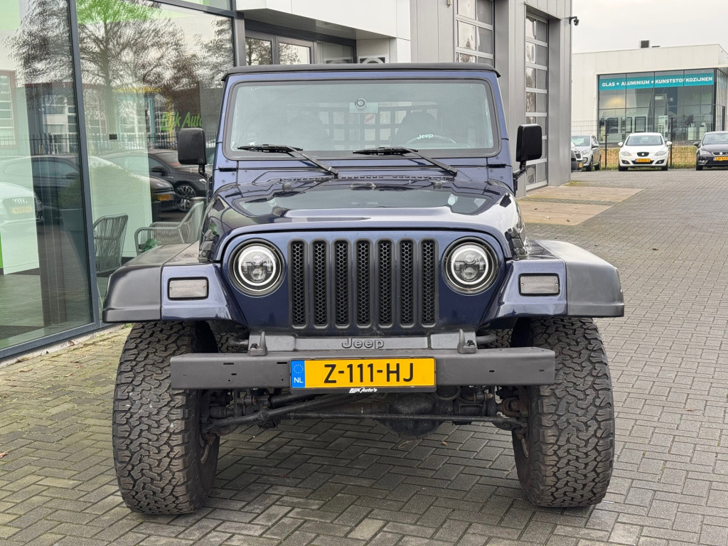 Jeep Wrangler 2.5i softtop + hardtop