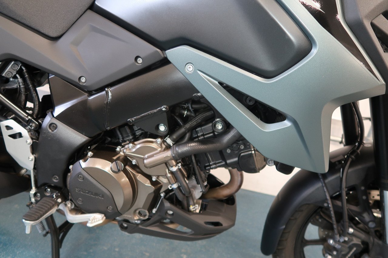 Suzuki V-Strom 1050 2025 BTW motor