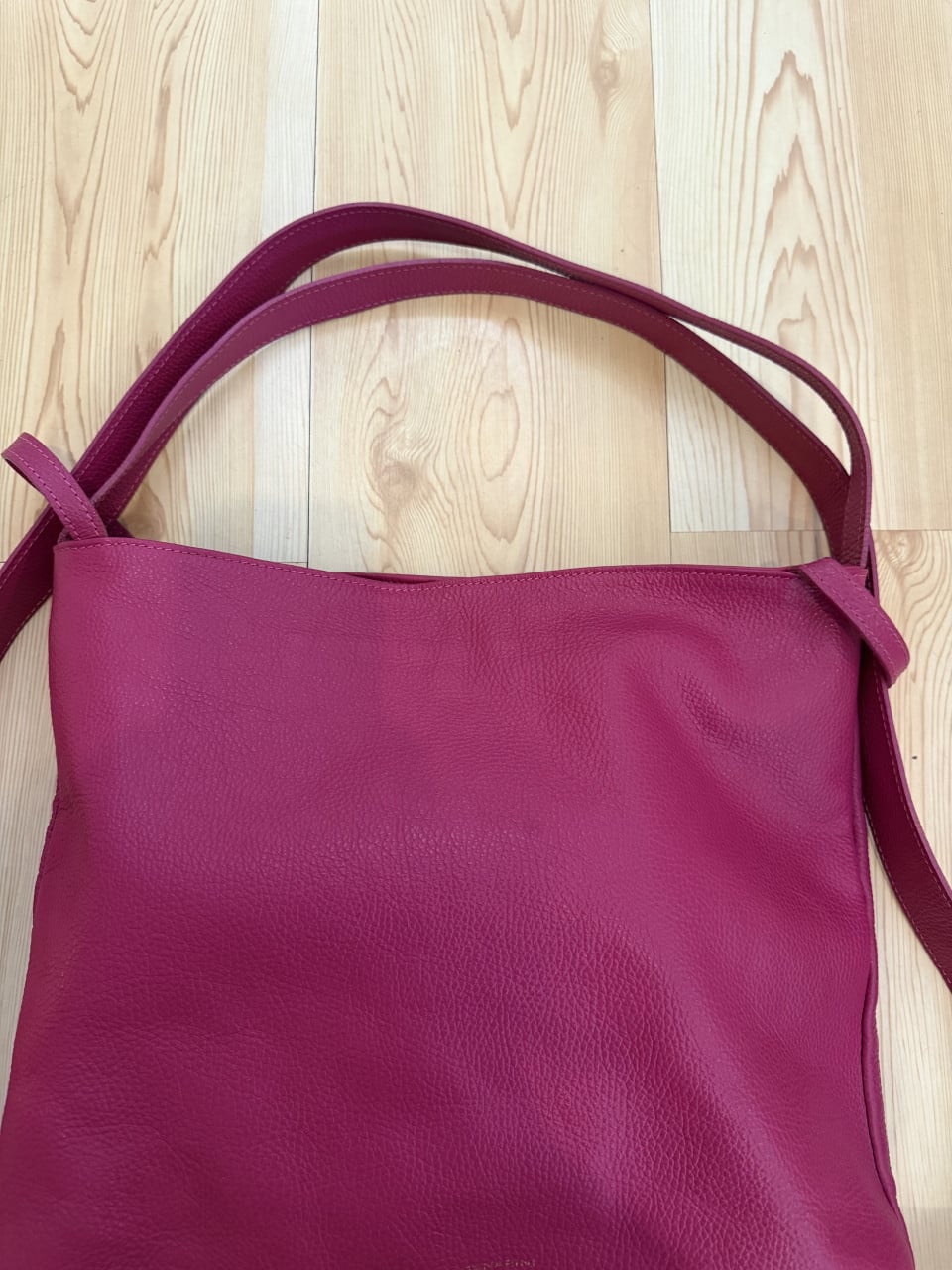 Leren tas van  Carla Montanarini schoudertas, 100% leer, prachtige
