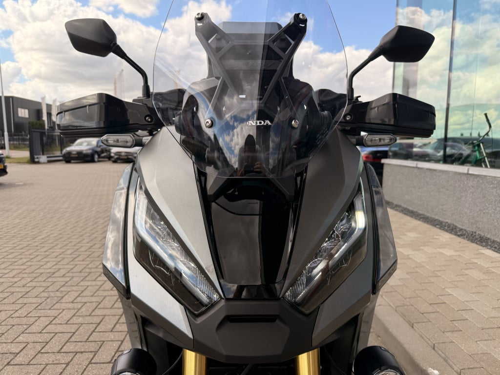 Honda Nc 750 x-adv | adventure pack | btw | akrapovic | sp-connect houder |