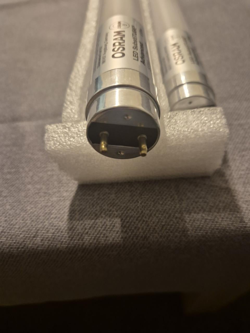 ZUINIGE TL-LAMP - ZEER LANGE LEVENSDUUR - INCL. LED-STARTER