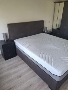 Gloednieuw bed