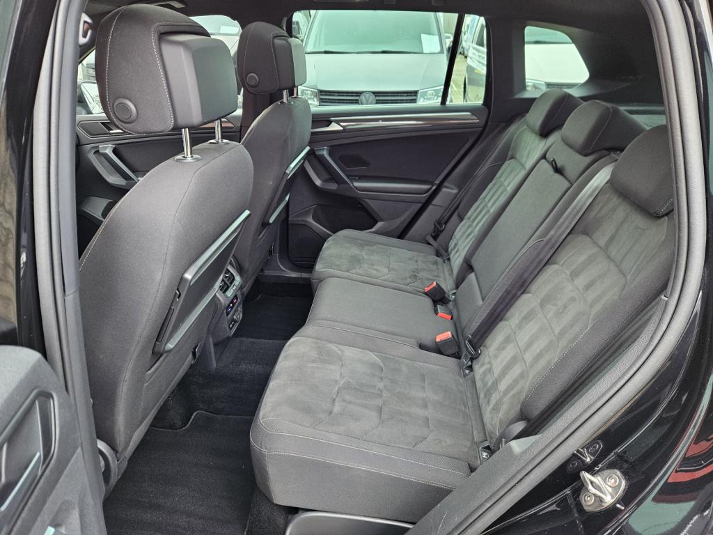 Volkswagen Tiguan 1.5 tsi act highline business r-line | pano | acc