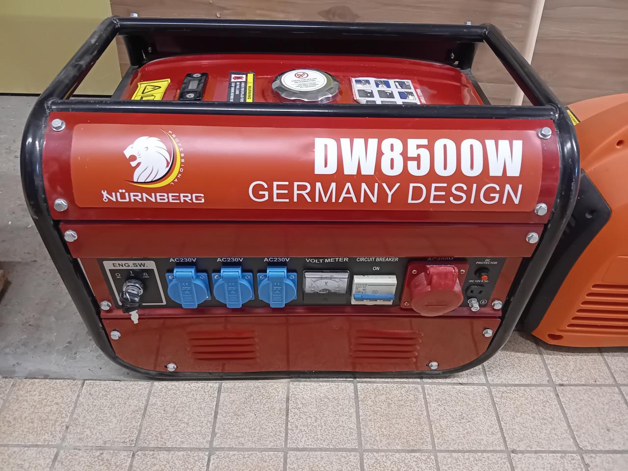 Aggregaat. 2 stuks. 400Volt en 230V.