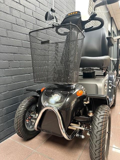 Solo 4 wiel Scootmobiel 18 km/h