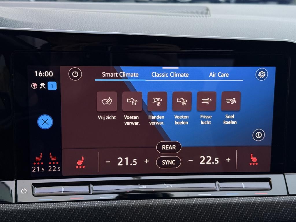 Volkswagen Golf 2.0 tsi r 4motion | pano | harman / kardon | stage 1+ 380pk