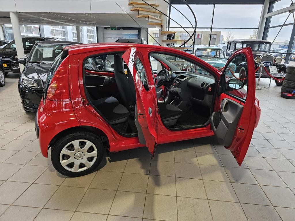 Peugeot 107 1.0-12v xr