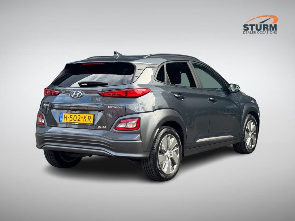 Hyundai Kona ev premium 64 kwh soh 97% meest luxe uitvoering incl. schuif-/