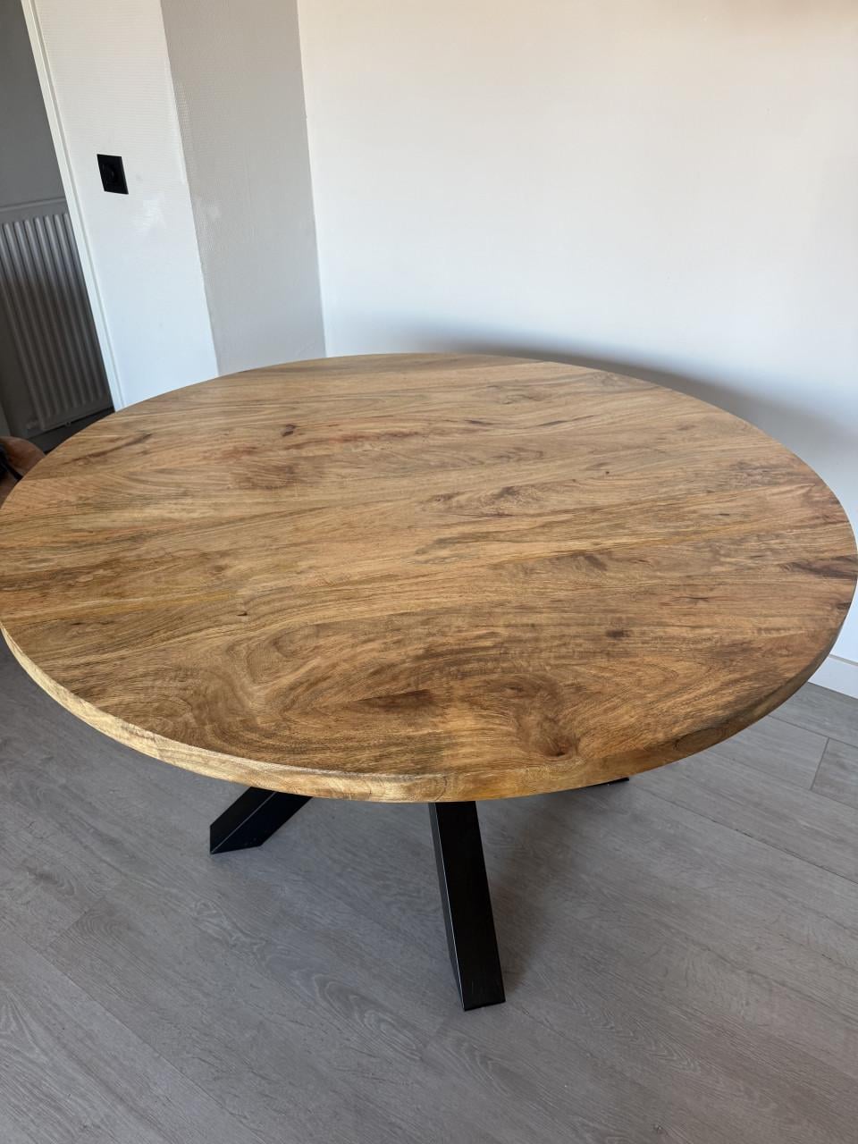 Mango ronde eettafel