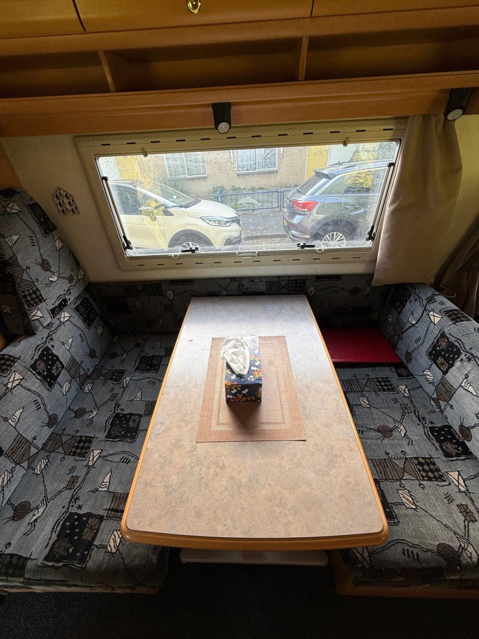 Camper