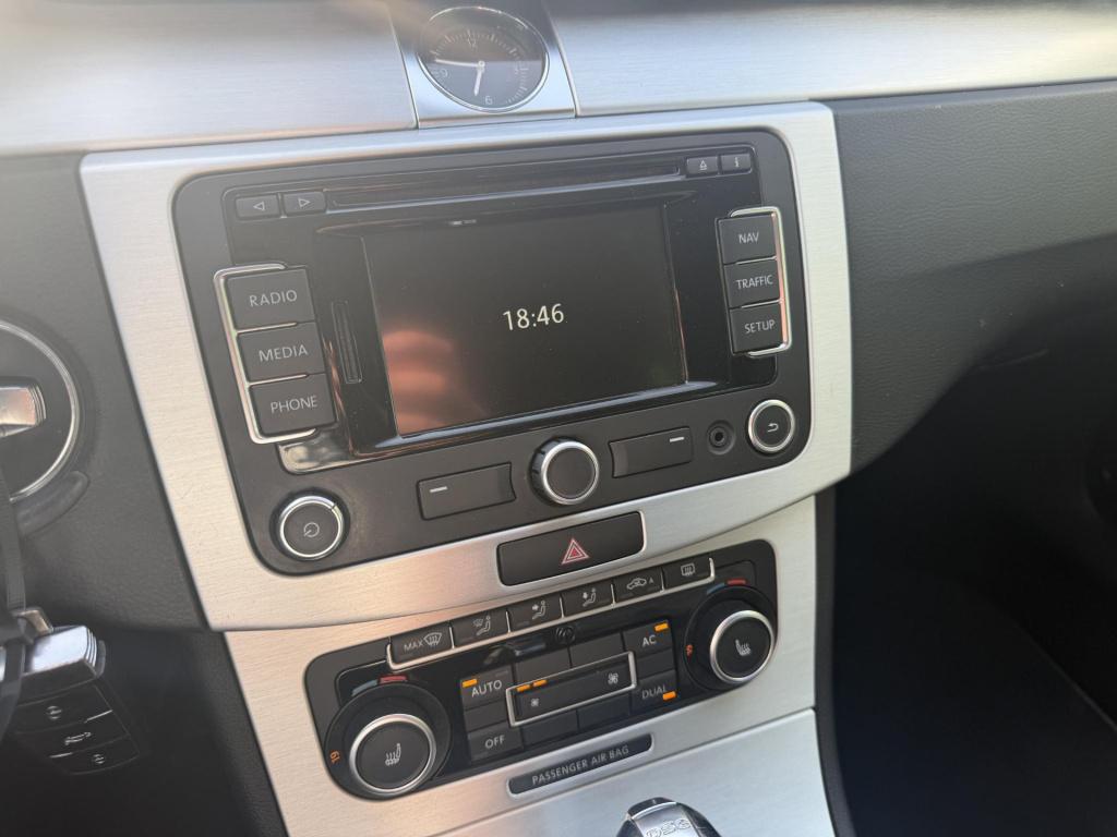 Volkswagen Passat variant 1.4 tsi highline dsg leder no power