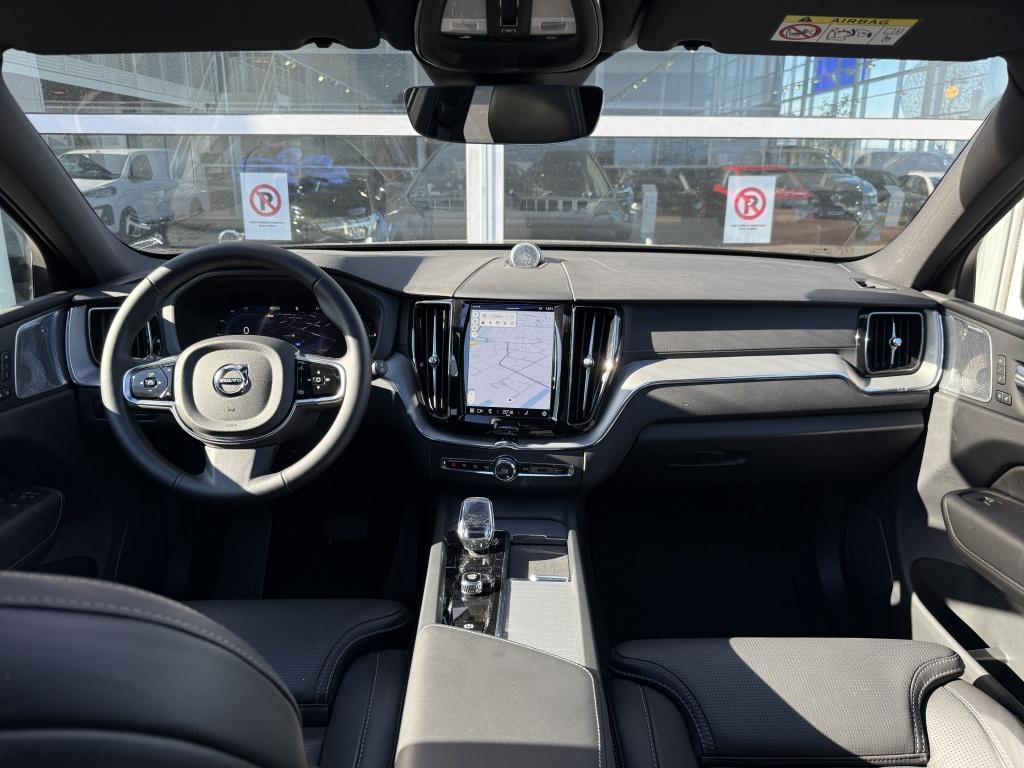 Volvo XC60 t8 455pk recharge ultra black edition| full options! luchtvering