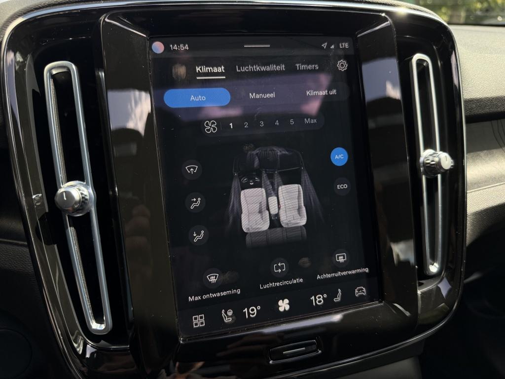 Volvo XC40 recharge pro