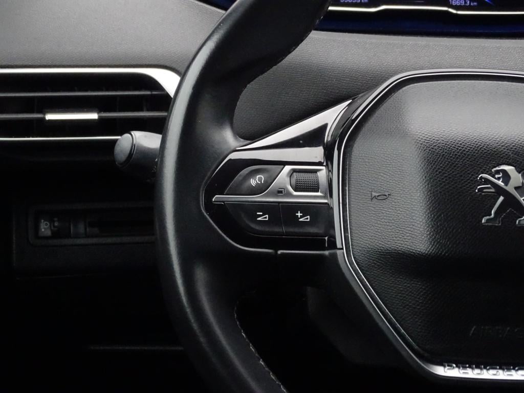 Peugeot 5008 1.2 puretech blue lease executive | 7-persoons