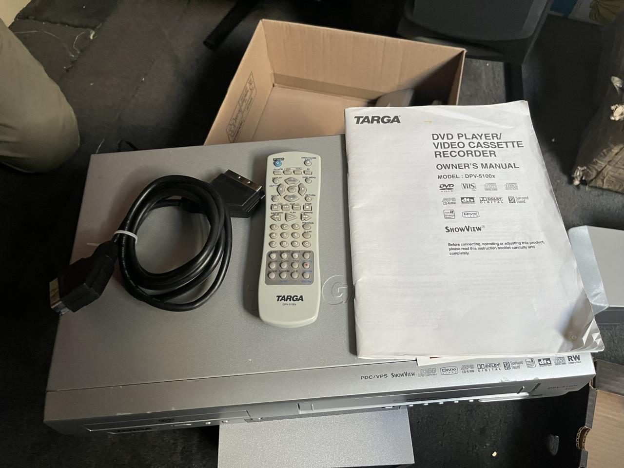 Targa DPV-5100x VHS-videorecorder