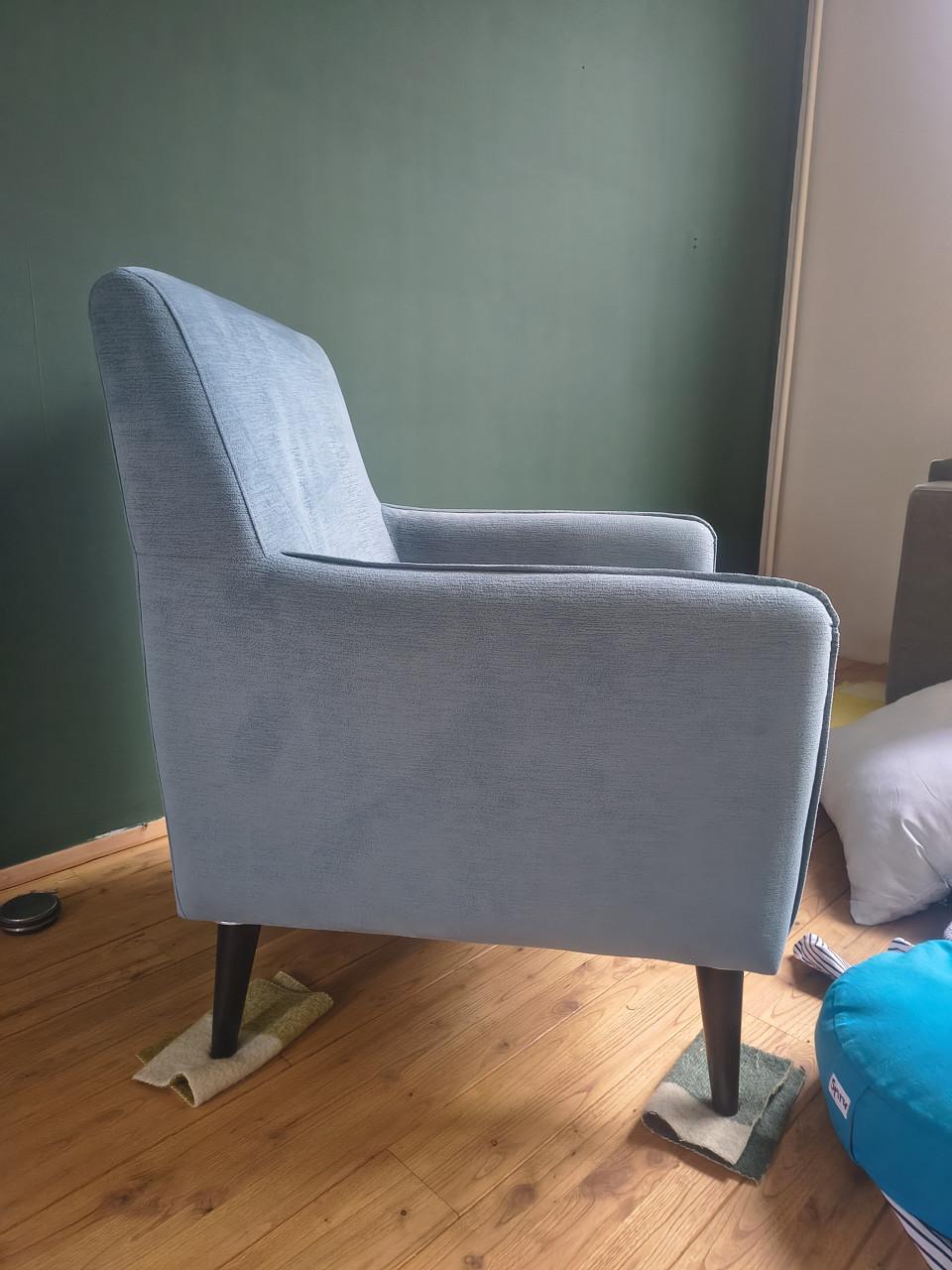 Blauwe fauteuil