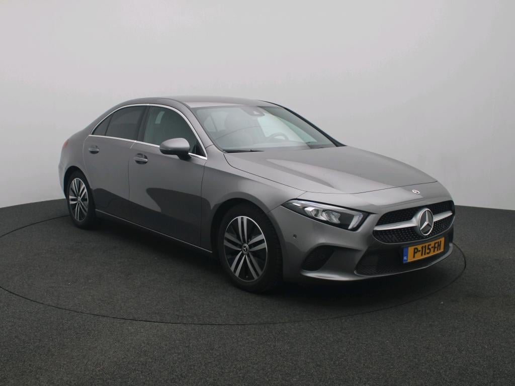 Mercedes-Benz A-Klasse 180 business solution ledkoplampen | stoelverwarming
