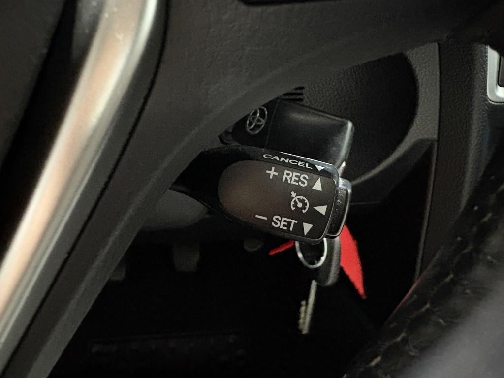 Toyota Auris 1.6 now | lage km-stand |