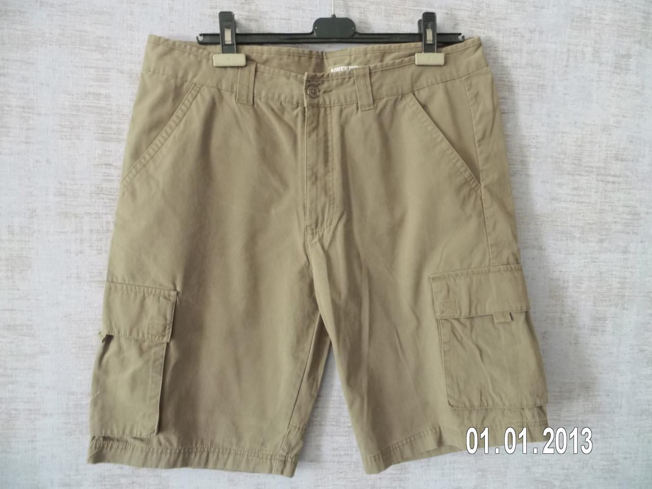 Korte broek maat XL.