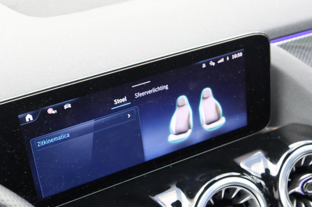 Mercedes-Benz B-Klasse 250 e amg line l panoramadak l 360 camera i head-up 