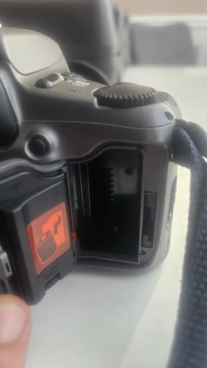 Nikon Pronea 600i analoge APS camera met tas en accessoires