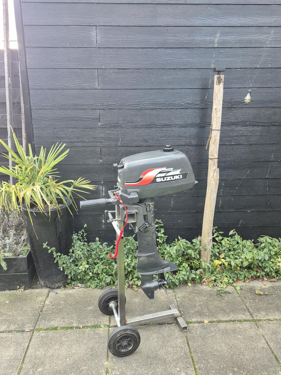 Suzuki 4 pk 2 takt kortstaart