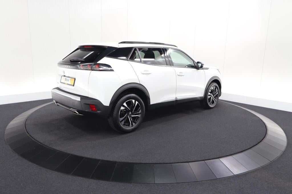 Peugeot 2008 puretech 130 eat8 allure pack | camera | parkeersensoren | key