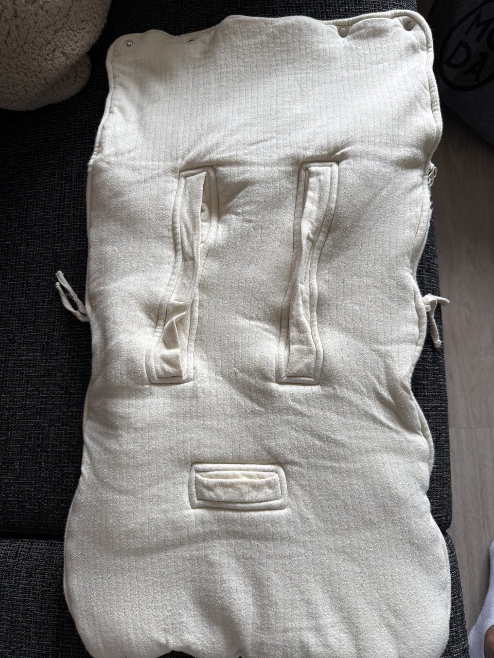 Nette voetenzak voor kindjes in Maxi Cosi. Geen plekken of beschadigingen.
