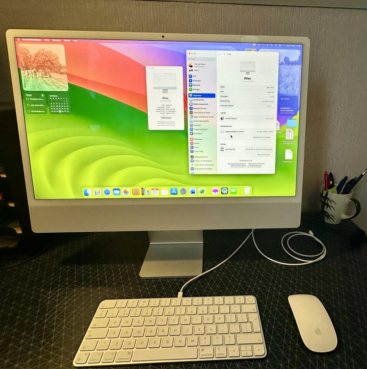 Apple iMac 24" M1. 16GB RAM.  512GB SSD